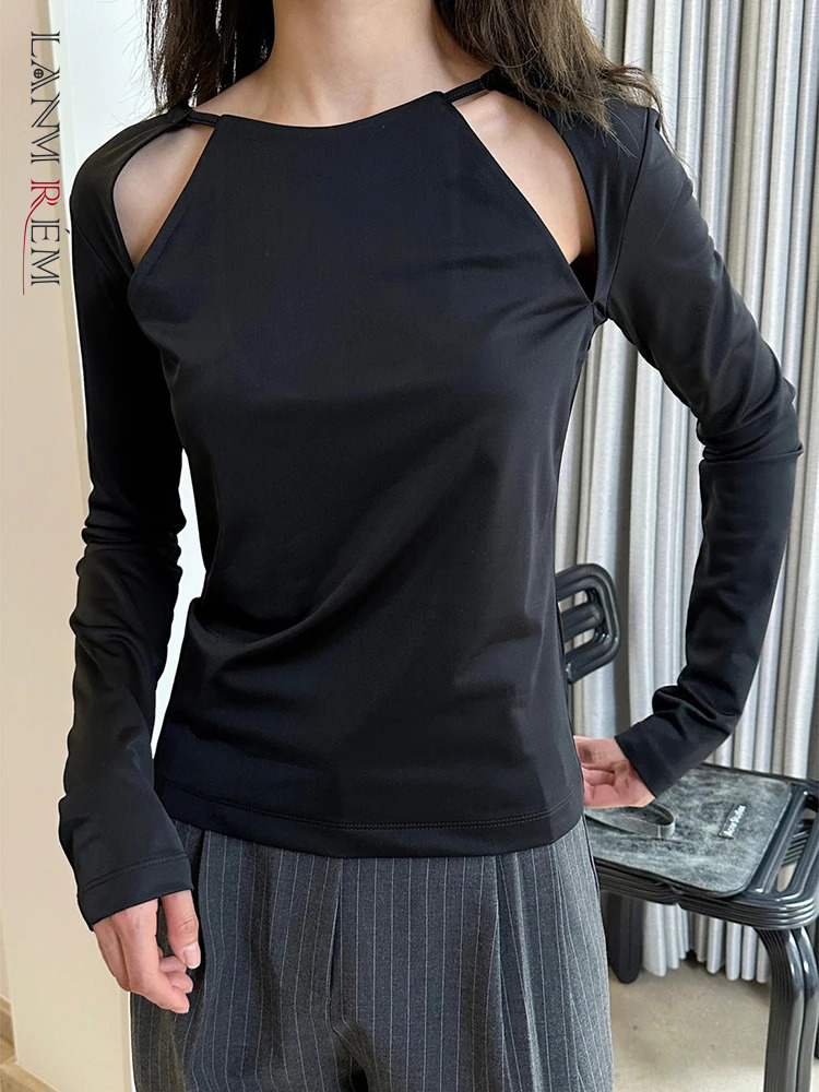LANMREM Fashion Hollow Out Design Backless T-shirt For Women Long Sleeve Slim Korean Style Black Tops 2024 Spring New 26D8694