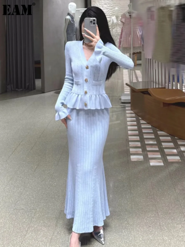 {EAM} Early autumn Xiaoxiang girl thousand gold wind V-neck ruffled edge splicing medium long knitted fishtail dress DLZ61