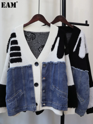 {EAM} 24 Autumn and winter new patchwork denim knit cardigan loose casual design sense of color patchwork lazy sweater coat women DLZ105