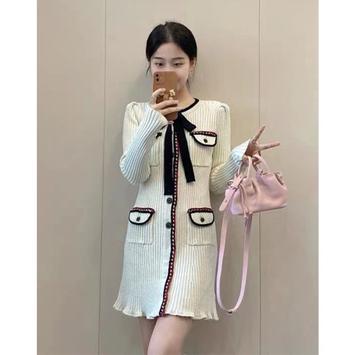 {EAM} Miss Daughter girl Xiaoxiang knitted dress annual Christmas long sleeve slim-fit sweater dress DLZ121