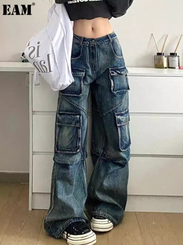 {EAM} Plus-size American vintage wash multi-pocket cargo jeans women's high street straight tube loose slimming wide-leg pants trend DLZ167