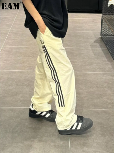 {EAM} Side stripes three bars overalls women's thin fashion brand sports loose straight leg casual pants DLZ219