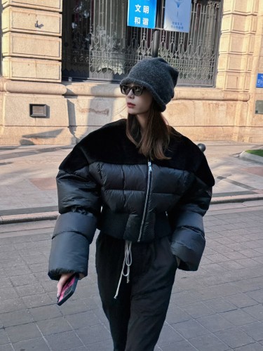 {EAM} Fur one-piece quilted black down jacket with zipper short patchwork DLZ297