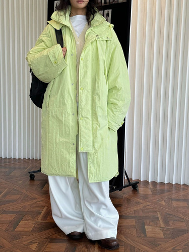 [EAM] Yellow Big Size Keep Warm Hooded Cotton-padded Coat Long Sleeve Women Parkas Fashion Tide New Autumn Winter 2024 1DH7808