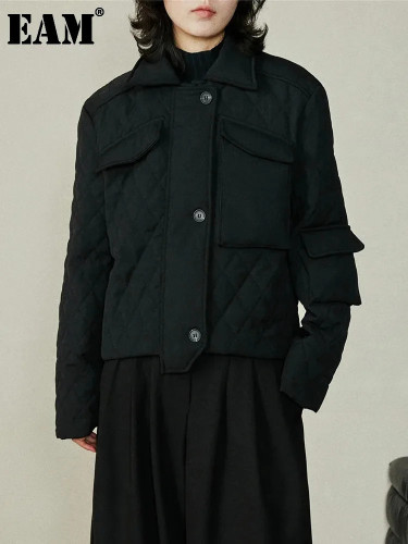 [EAM] Black Pocket Big Size Cotton-padded Coat Long Sleeve Loose Fit Women Parkas Fashion Tide New Autumn Winter 2024 1DH2940