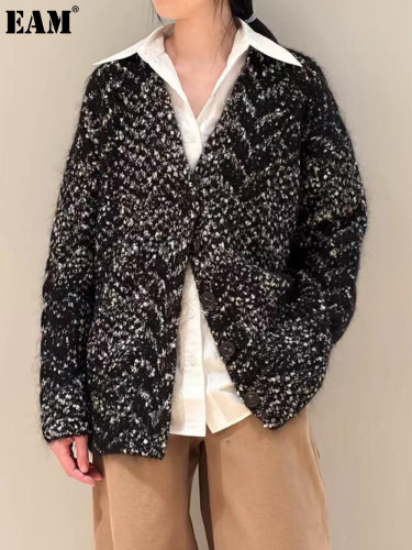 {EAM} Loose version type herringbone texture blend knit cardigan V-neck loose coat 24 autumn new DLZ430