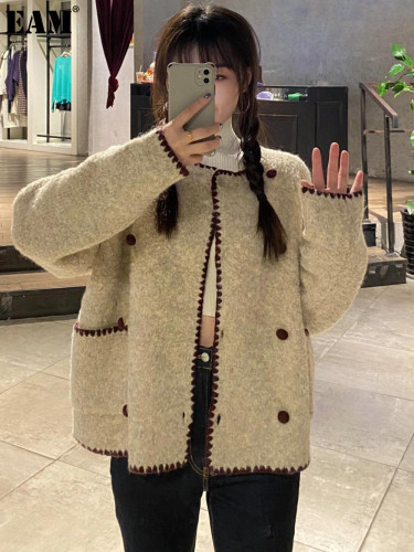 {EAM} 25 Autumn and winter new sweet wind Maillard soft waxy milk fu round neck double breasted short coat DLZ428