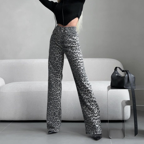 {EAM} Europe and the United States niche design leopard print jeans women's spring and summer fashion spice girls look thin everything straight leg wide pants DLZ440
