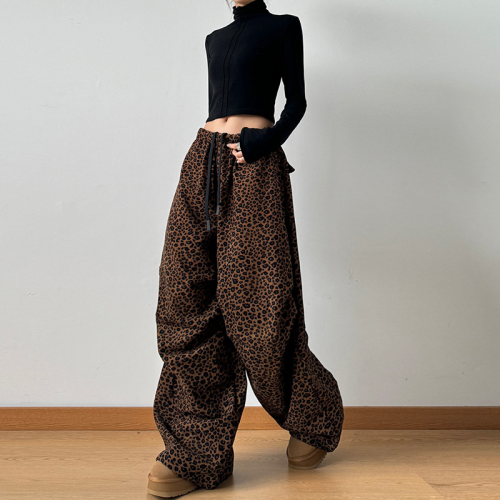 {EAM} High waisted lazy leopard print wide leg pants for women, 2024 autumn and winter new style, both stylish and casual, loose and DLZ483