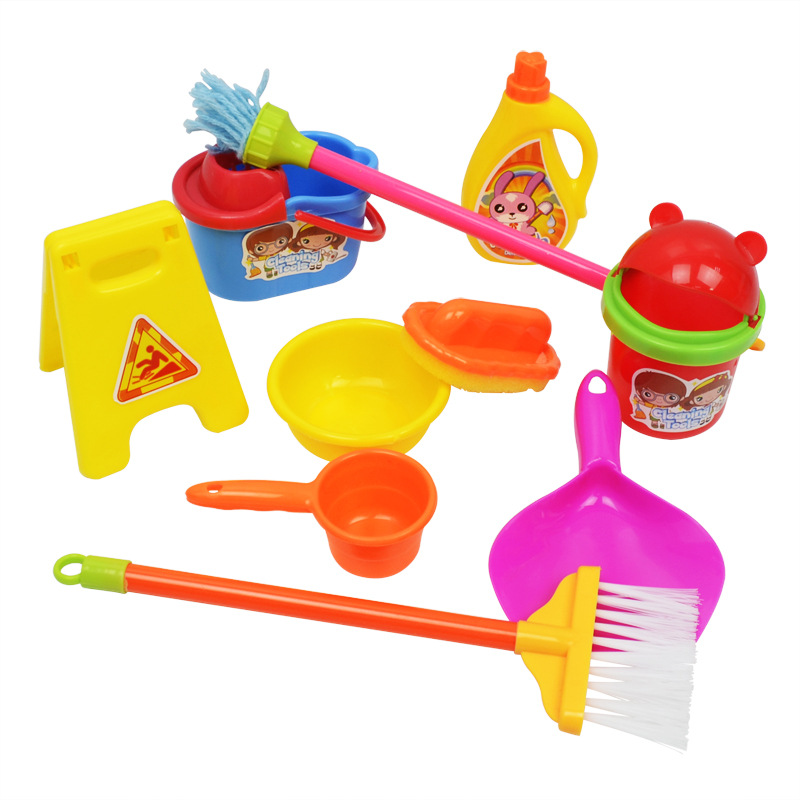 pretend play cleaning set