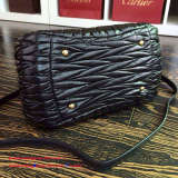 Miu Miuu original Oil wax 33CM Top handle bag JLY6010582