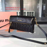 Miu Miuu original MATELASSE Clutch on chain JLY6010341