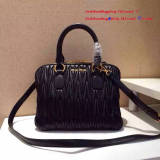 Miu Miuu original MATELASSE 29CM Top handle bag JLY6010521