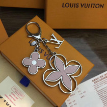 Louiis Vuittonn key holder HY8082321