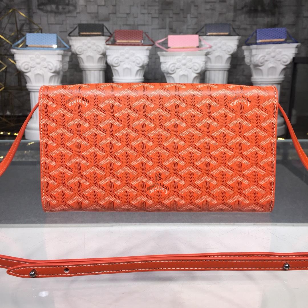 goyard pouch colors