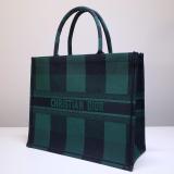Dior Book Tote bag in embroidered canvas DMZ9080809