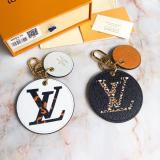 Louis Vuitton Keychain  HY90914011