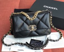 CHANEL original Lambskin Small shoulder bag AS1162 DJ9111429