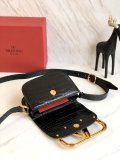 Valentino Origina Calfskin Small Garavani Supervee YG071903