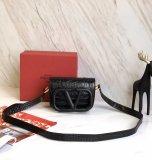 Valentino Origina Calfskin Small Garavani Supervee YG071903