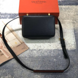 Valentino Origina Calfskin garavani vsling YG071909