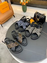 Louis vuitton sandal shoes  HG21040206