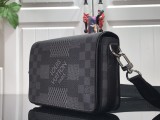 Louiis vuitton original monogram Eclipse Outdoor Flap   MX21040820