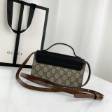 Guccii Queen Margaret GG small top handle bag EY2141214