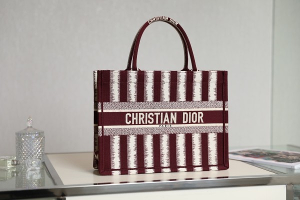 Dior 3 colors Book Tote bag in embroidered canvas BF041504