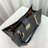 Gucci Padlock Signature shoulder bag EY2151711