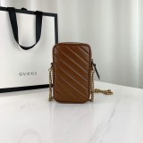 Gucci GG Marmont matelassé mini bag EY2160806