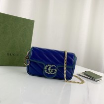 Gucci GG Marmont matelassé leather super mini bag EY21062403