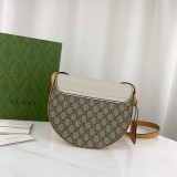 Guccii Queen Margaret GG small top handle bag EY2171009