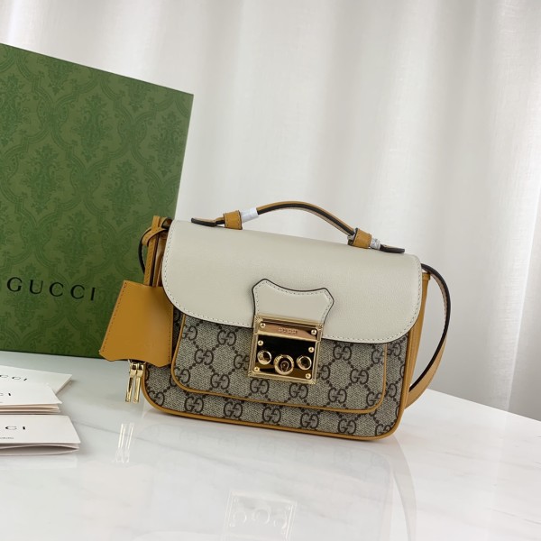 Guccii Queen Margaret GG small top handle bag EY2171008