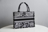 Dior Book Tote bag in embroidered canvas BF2171304