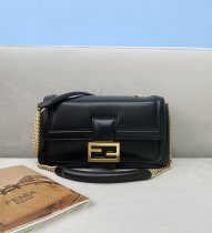 Fendi 3 colors original baguette shoulder HL21082101