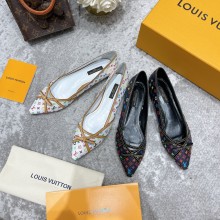 Louis Vuitton women flat shoes HG2191102