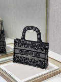 Dior mini book tote in embroidered canvas EY211007