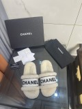 Chanel women flat shoes HG21112512