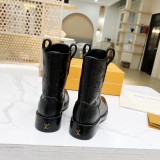 Louis Vuitton women boots shoes HG21121108