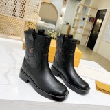 Louis Vuitton women boots shoes HG21121108