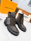 Louis Vuitton women boots shoes HG21121110