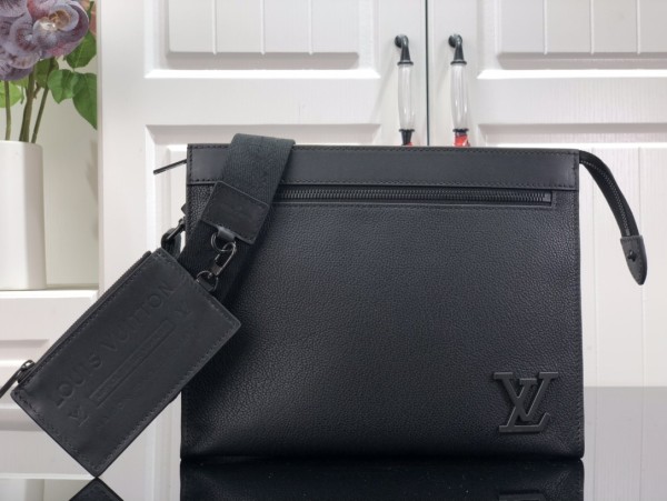 Louis vuitton original Monogram MULTIPOCKET clutch MX22021010