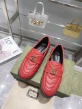 Gucci flat shoes HG220214013