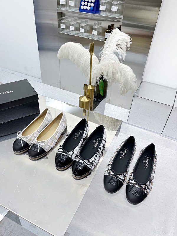 Chanel flat shoes HG22030705