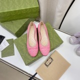 Gucci flat shoes HG22030716