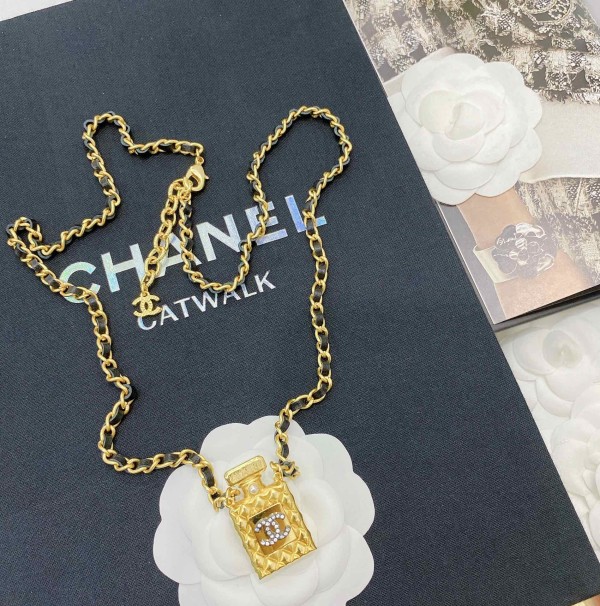 Chanel 1:1 jewelry necklace YY22033013