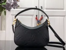 Louis Vuitton oringinal women clutch bag MX22040701