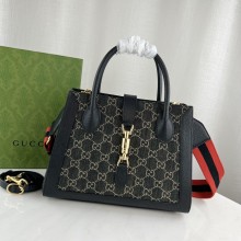 Gucci Original Zumi grainy leather small top handle bag EYZ22040910