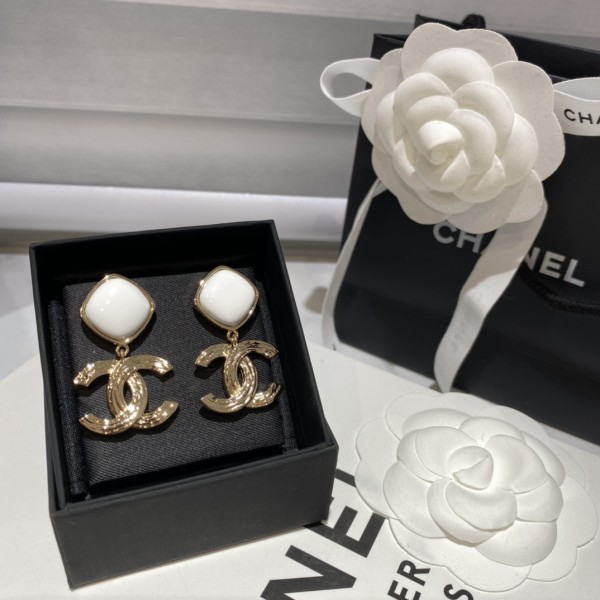 Chanel 1:1 jewelry earring YS22042601